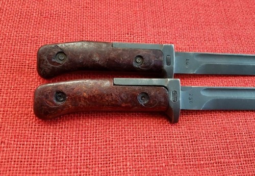 CZ58 TYPE II Modified hilt 8 (2).jpg